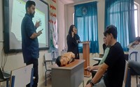 آموزش تئوری و عملی احیای قلبی ریوی پایه به دانش آموزان 