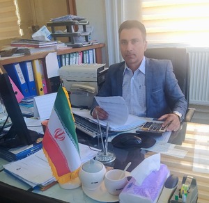 آقای وحید بیرامی 